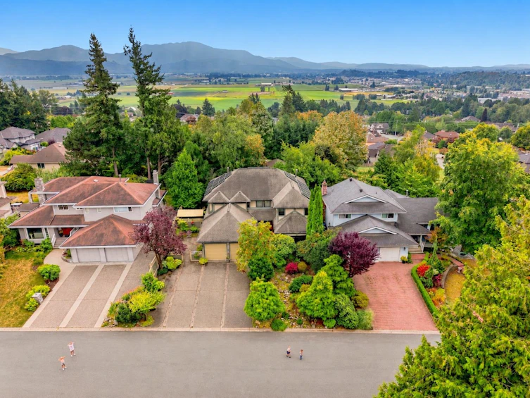 34944 Edgeview Place, Abbotsford, BC, V2S 4N4