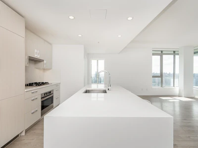 1701-518 Whiting Way - 4
