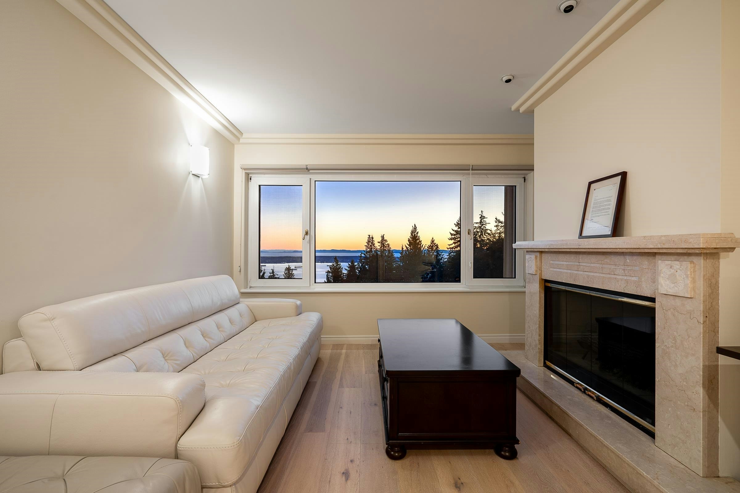 1562 Pinecrest Drive, West Vancouver, BC, V7S 3E8 - 28
