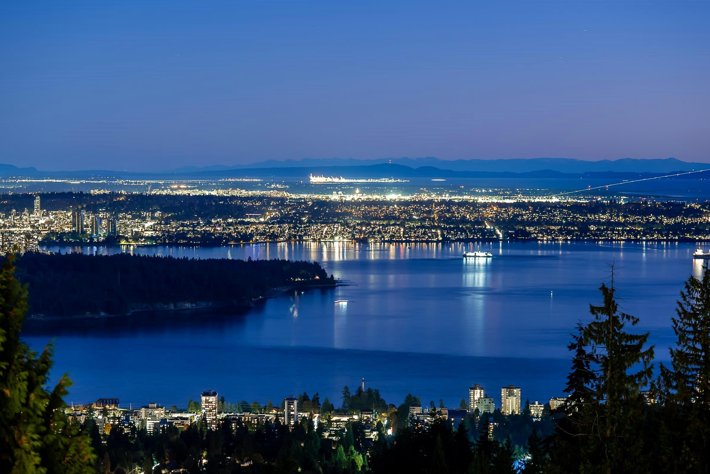 1562 Pinecrest Drive, West Vancouver, BC, V7S 3E8 - 11