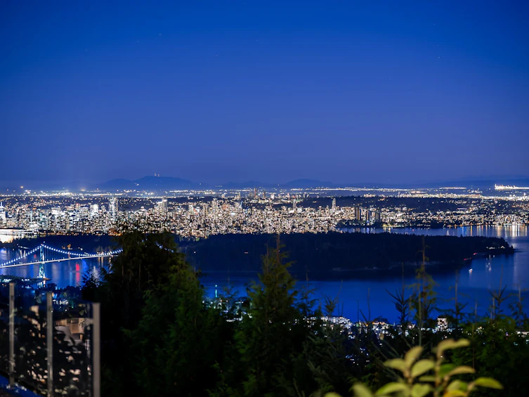 1562 Pinecrest Drive, West Vancouver, BC, V7S 3E8 - 10