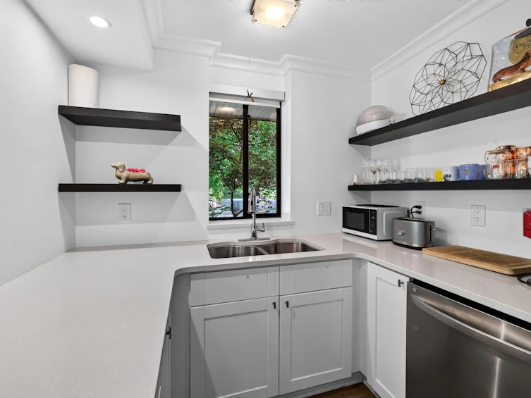 101-1702 Chesterfield Avenue, North Vancouver, BC, V7M 2P1 - 16