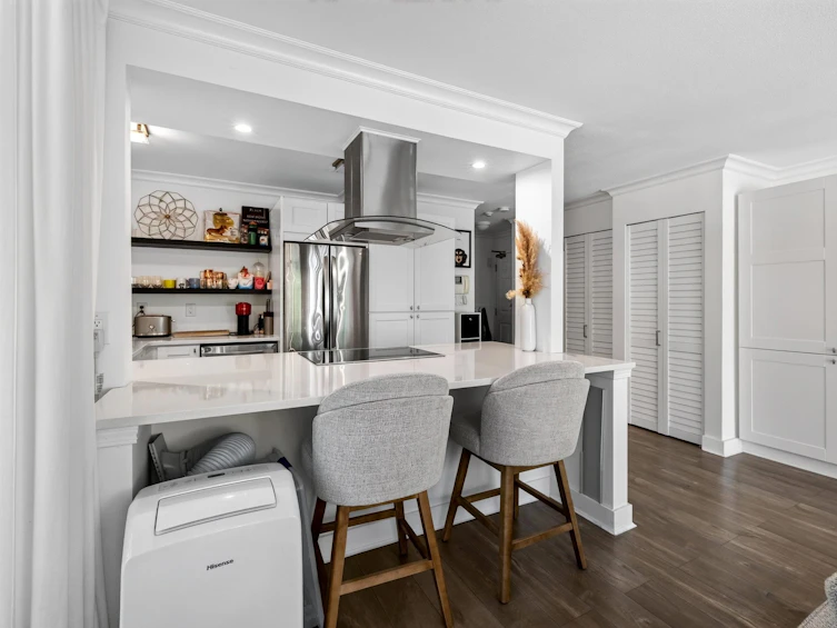 101-1702 Chesterfield Avenue, North Vancouver, BC, V7M 2P1 - 10
