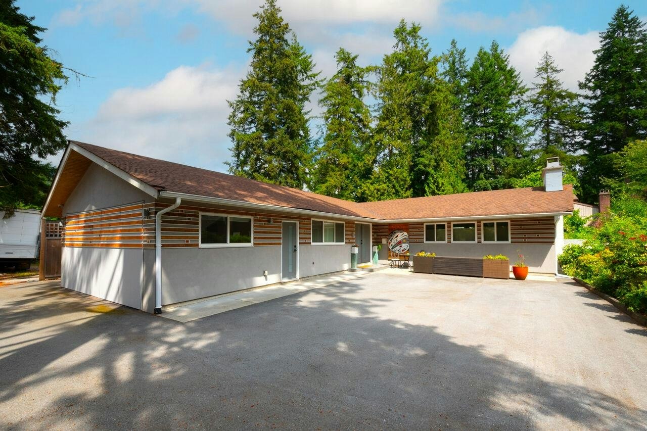 2420 Edgemont Boulevard, North Vancouver, BC, V7P 2L1