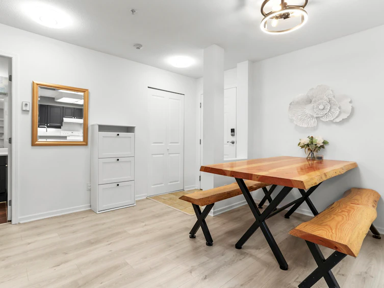 221-22015 48 Avenue, Langley, BC, V3A 8L3 - 2