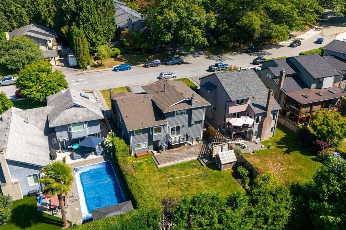 1999 Rufus Drive, North Vancouver, BC, V7J 3N2 - 31