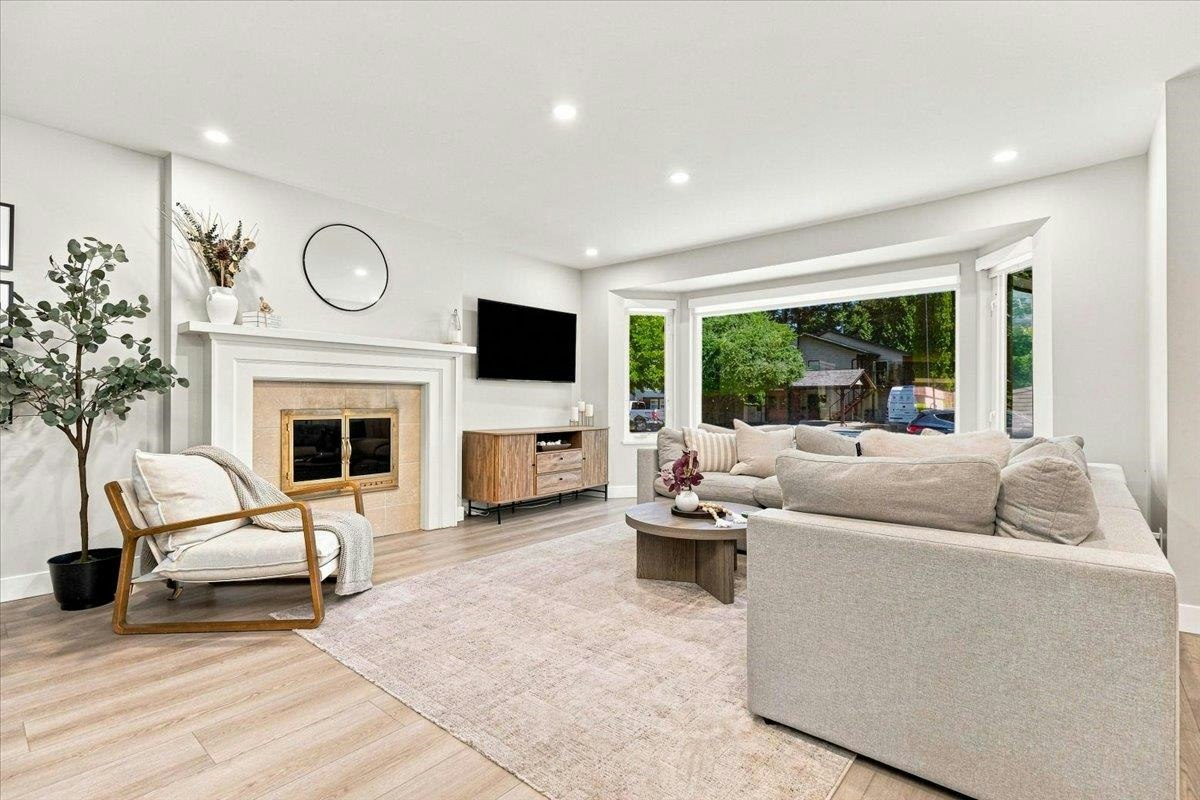 1999 Rufus Drive, North Vancouver, BC, V7J 3N2 - 10