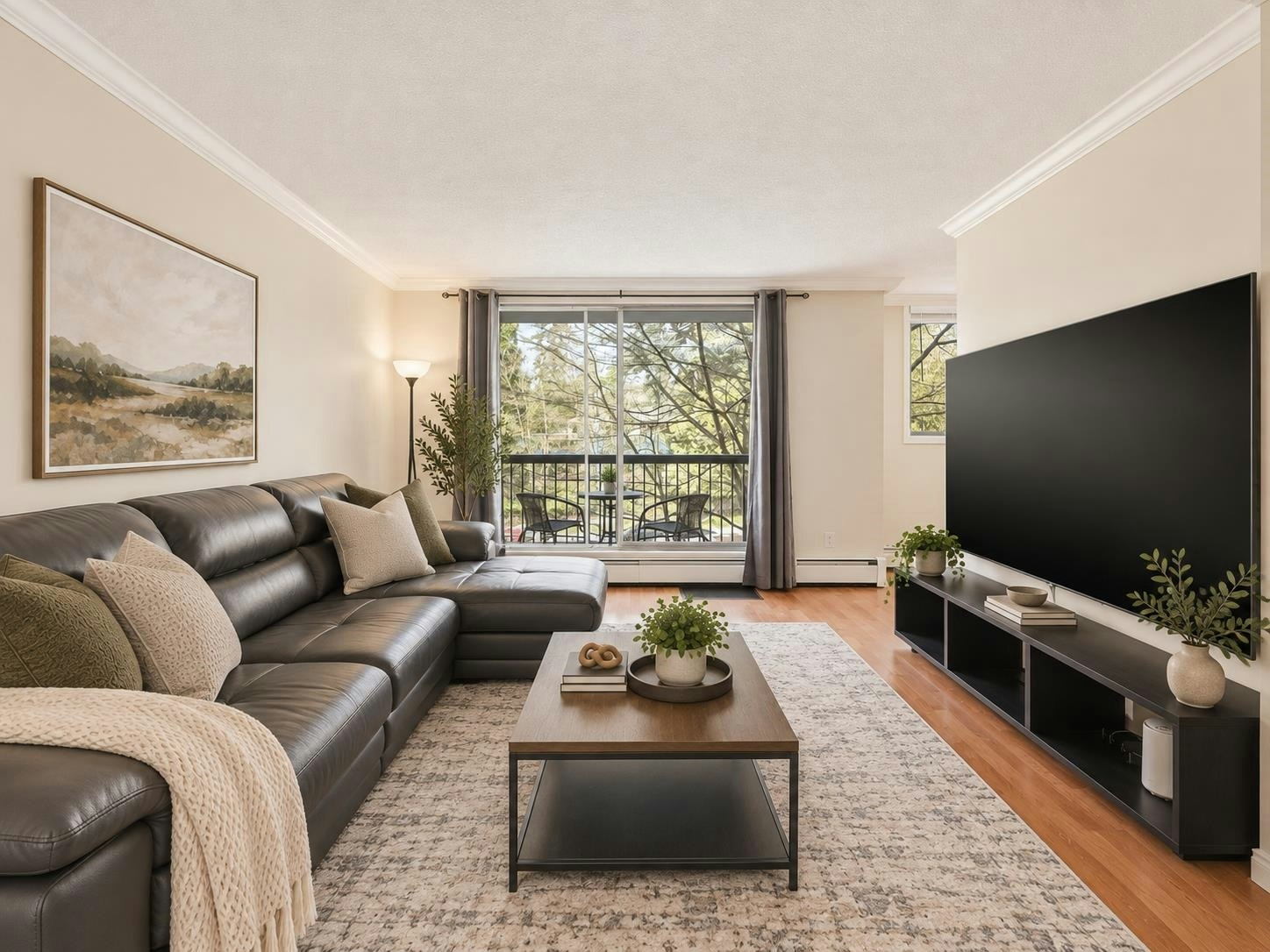 405-320 Royal Avenue - 3