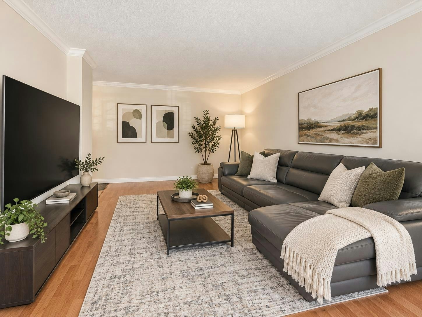 405-320 Royal Avenue - 2