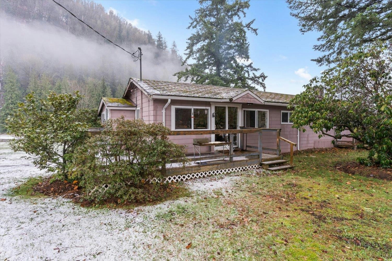 238 Maple Falls Road, Columbia Valley, BC, V2R 4X6 - 3