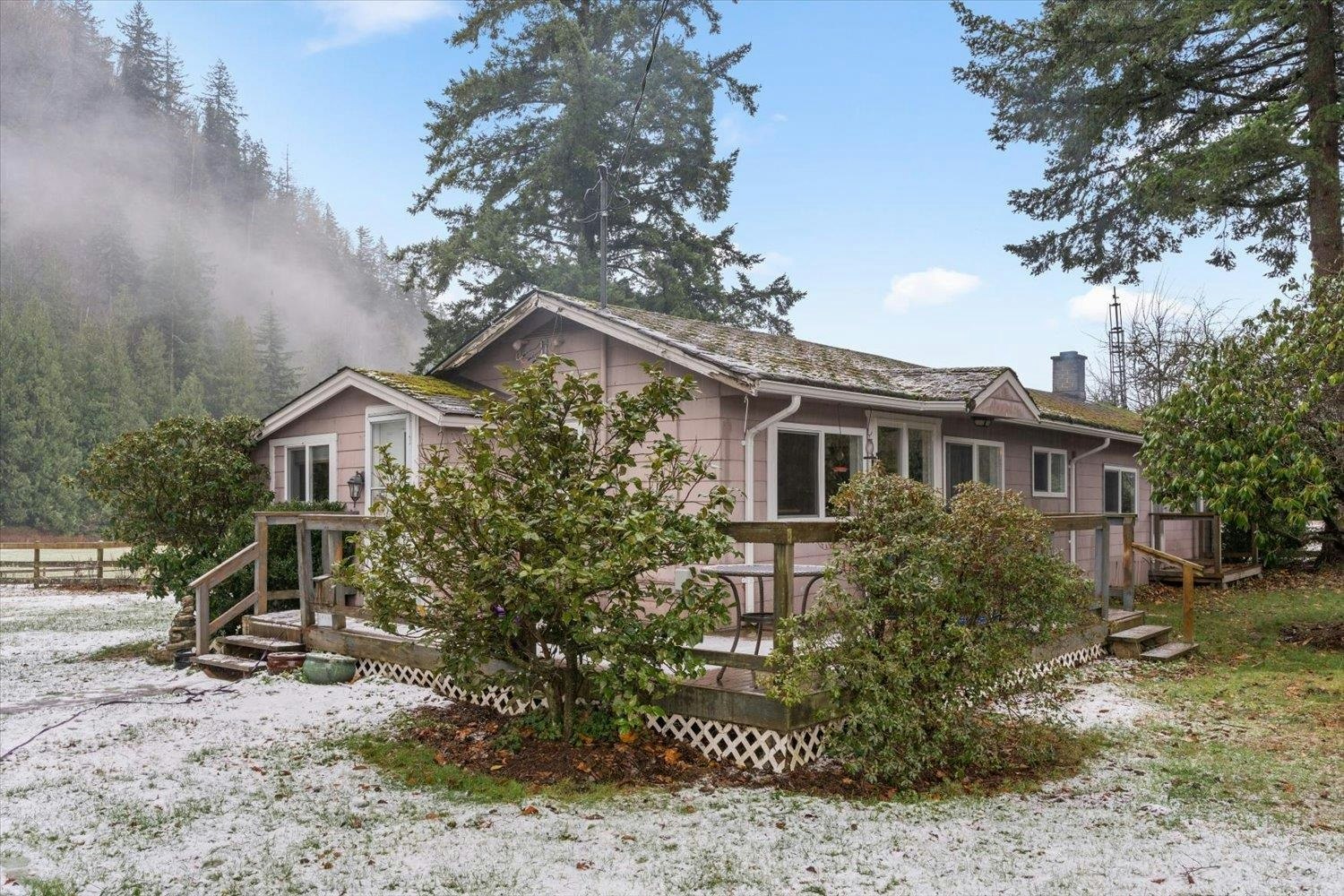238 Maple Falls Road, Columbia Valley, BC, V2R 4X6 - 7