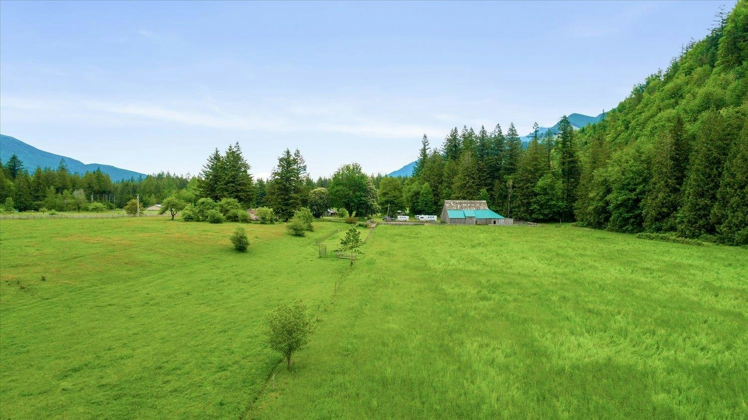 238 Maple Falls Road, Columbia Valley, BC, V2R 4X6 - 14