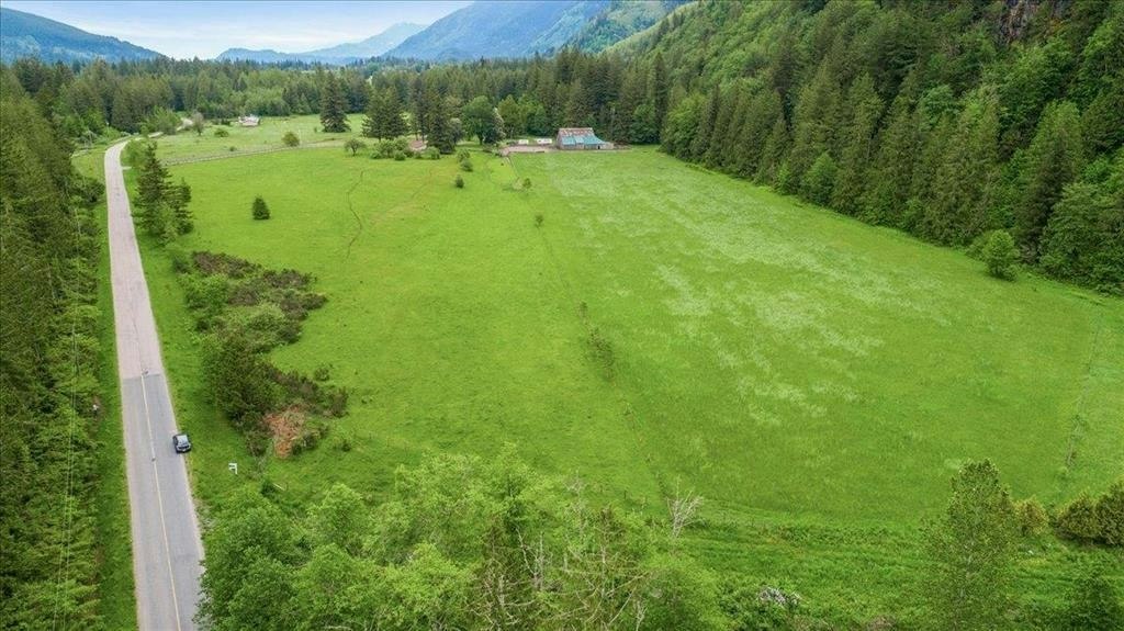 238 Maple Falls Road, Columbia Valley, BC, V2R 4X6