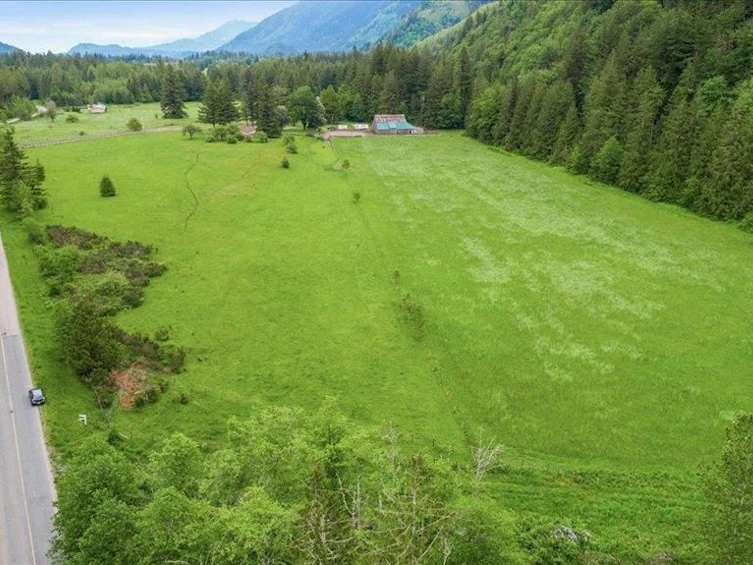 238 Maple Falls Road, Columbia Valley, BC, V2R 4X6