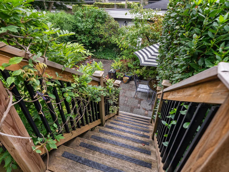 4468 W 14th Avenue, Vancouver, BC, V6R 2Y3 - 23