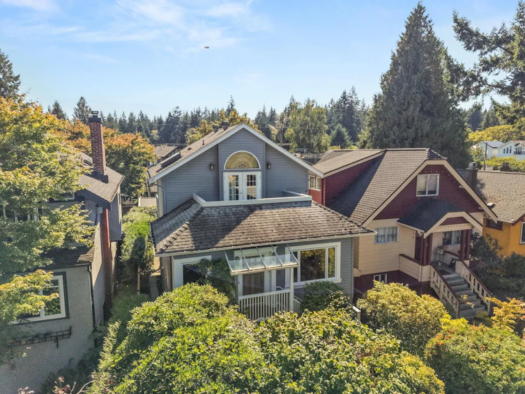 4468 W 14th Avenue, Vancouver, BC, V6R 2Y3
