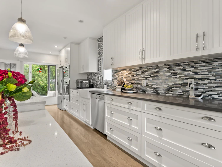 4468 W 14th Avenue, Vancouver, BC, V6R 2Y3 - 11