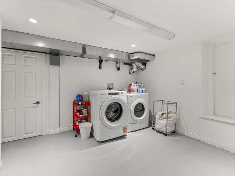 4468 W 14th Avenue, Vancouver, BC, V6R 2Y3 - 32