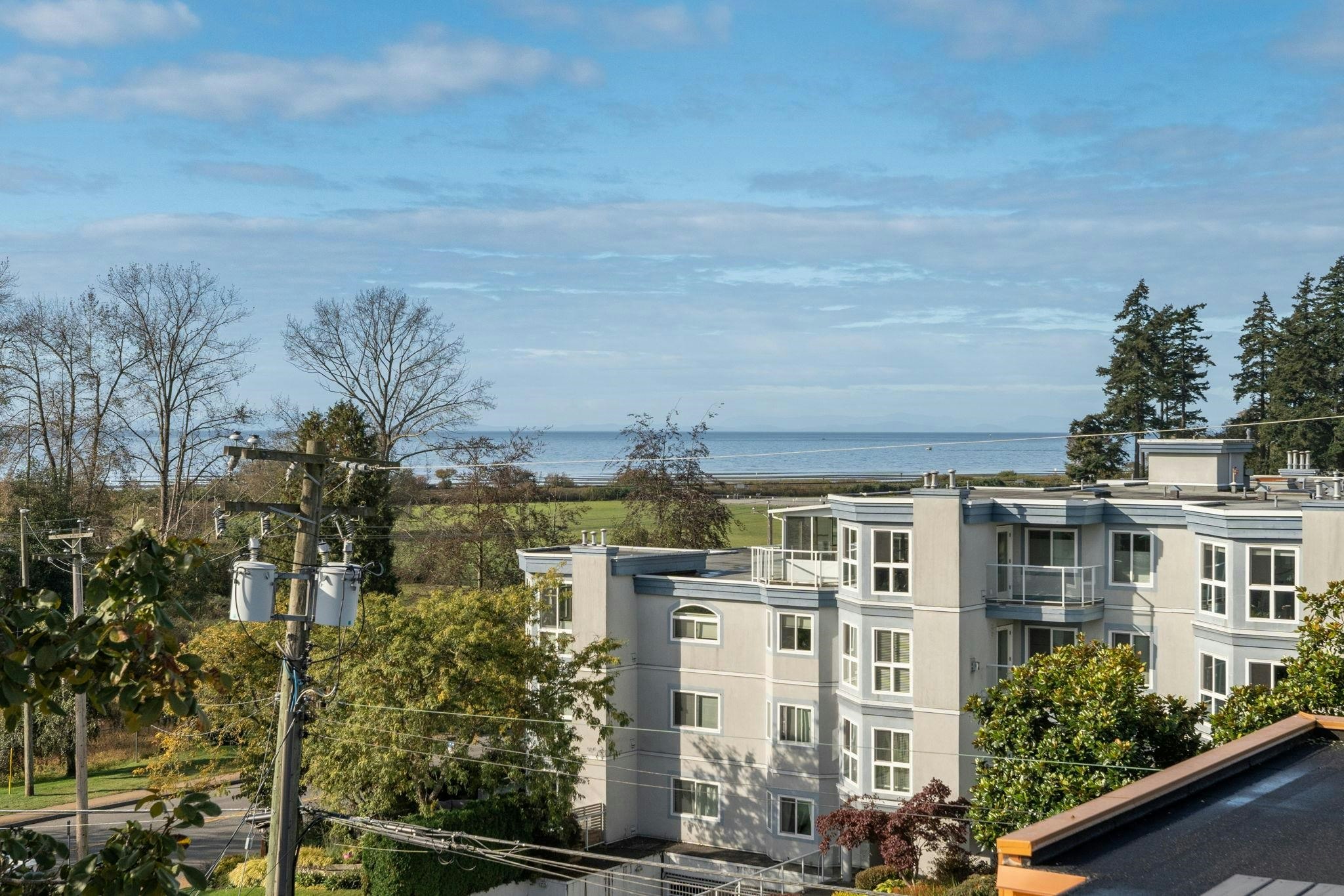 828 Stevens Street, Surrey, BC, V4B 4X2 - 38