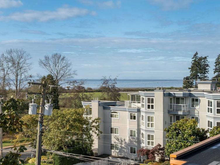 828 Stevens Street, Surrey, BC, V4B 4X2 - 38