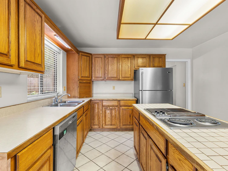 5858 Baffin Place, Burnaby, BC, V5H 3S8 - 13