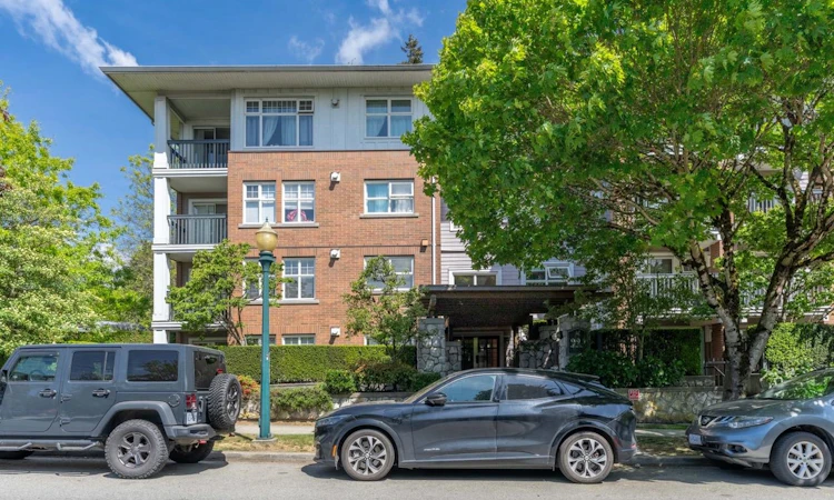 408-995 W 59th Avenue