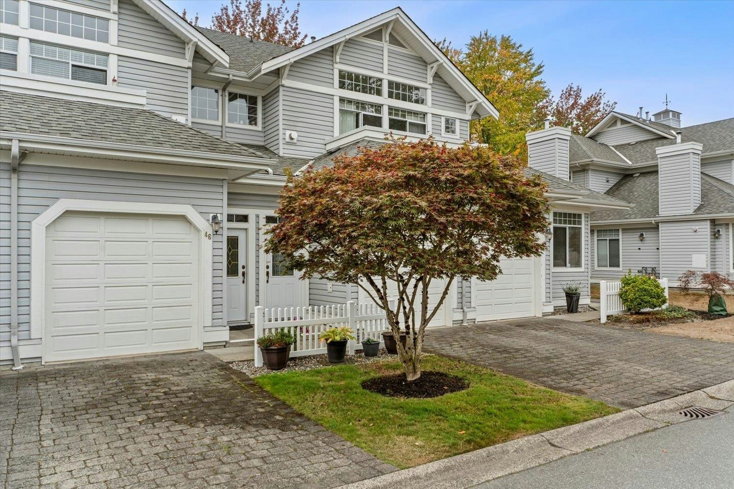 46-5708 208 Street - 2