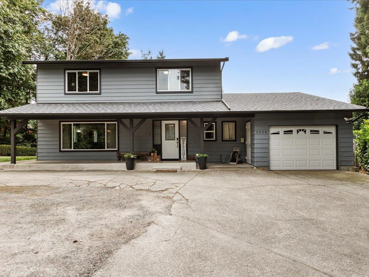 3216 Saddle Street, Abbotsford, BC, V2S 4X3