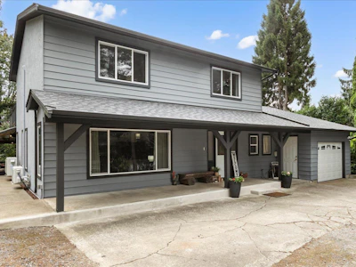 3216 Saddle Street - 2