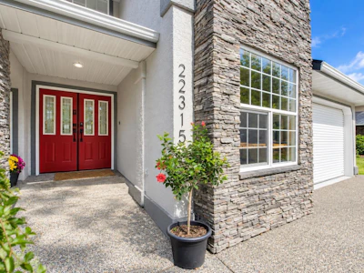 22315 47a Avenue - 2