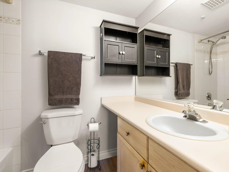 204-20350 54 Avenue, Langley, BC, V3A 8J4 - 14