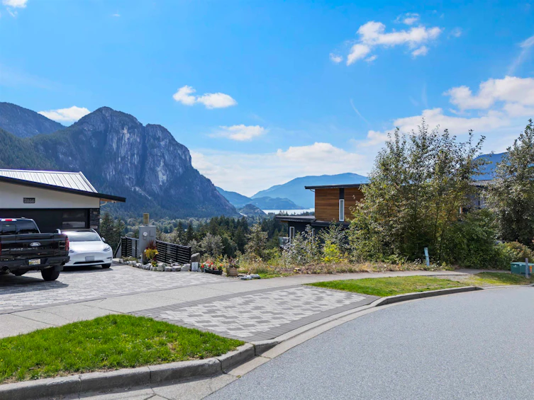 2250 Crumpit Woods Drive, Squamish, BC, V8B 0T6 - 16