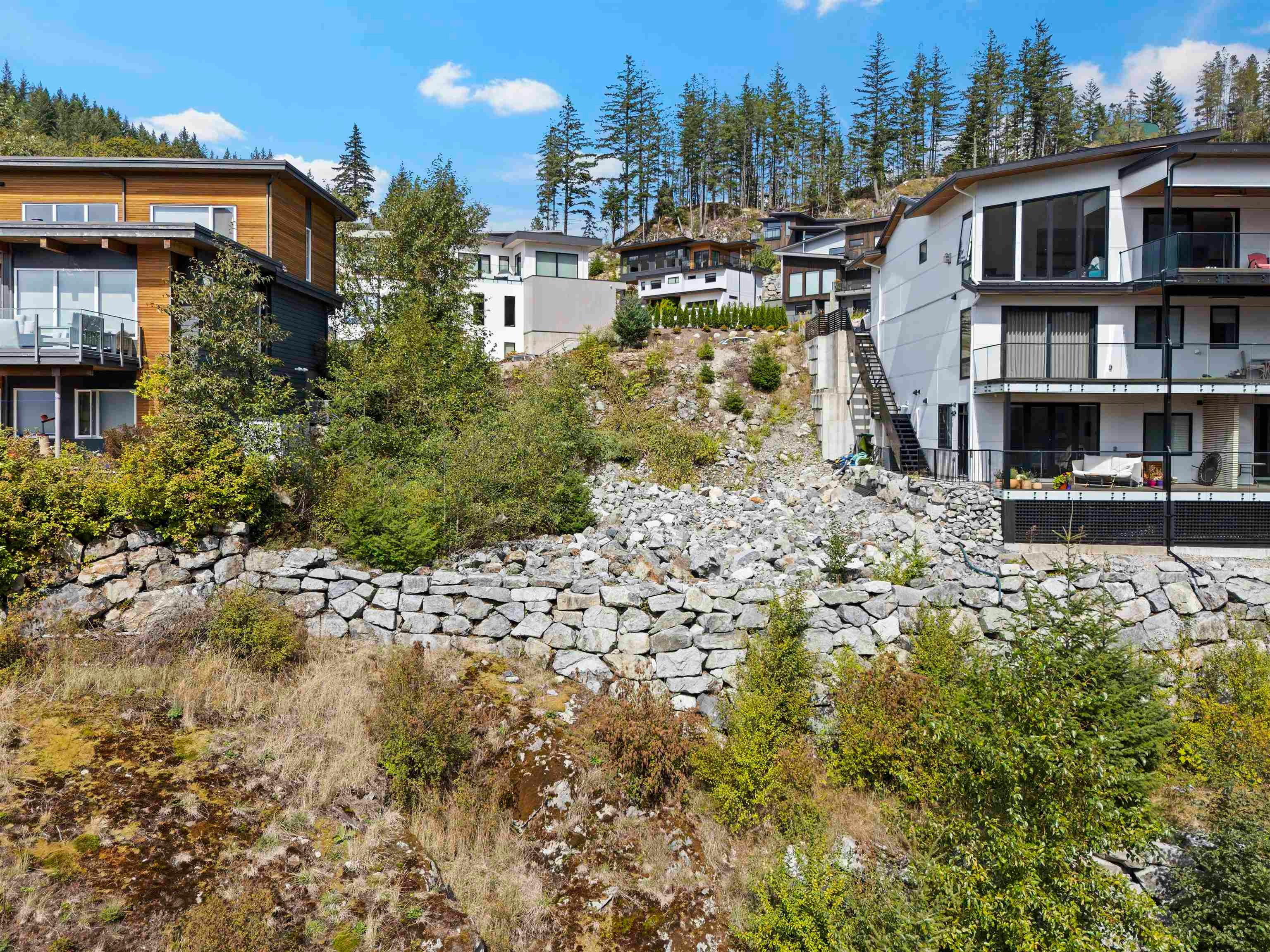 2250 Crumpit Woods Drive, Squamish, BC, V8B 0T6 - 11