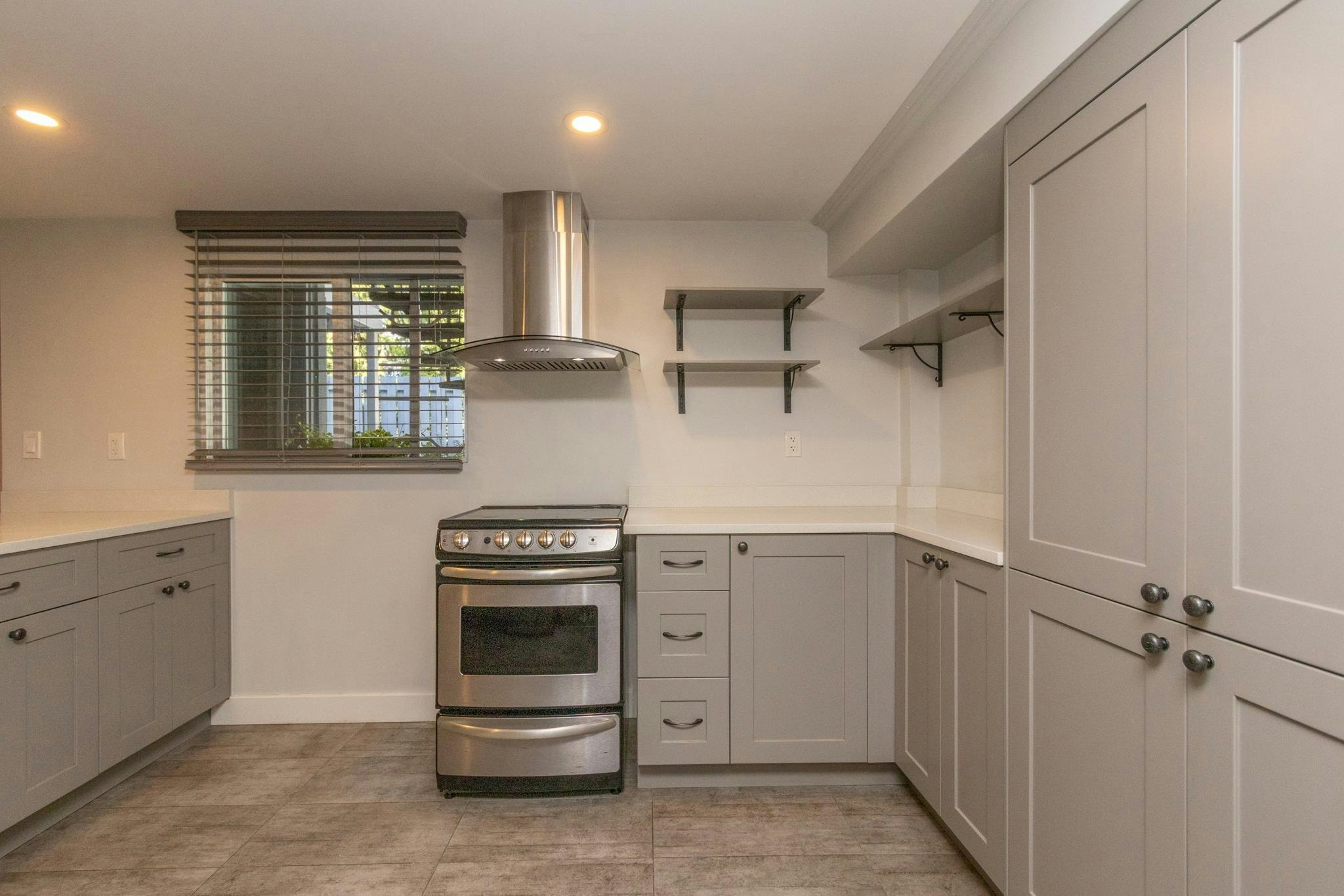 Suite-2673 Woodbine Drive, North Vancouver, BC, V7R 2R7 - 10