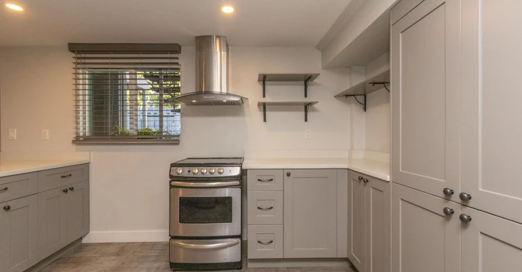 Suite-2673 Woodbine Drive, North Vancouver, BC, V7R 2R7 - 10