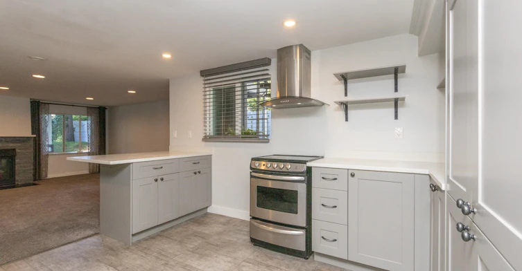 Suite-2673 Woodbine Drive, North Vancouver, BC, V7R 2R7 - 11