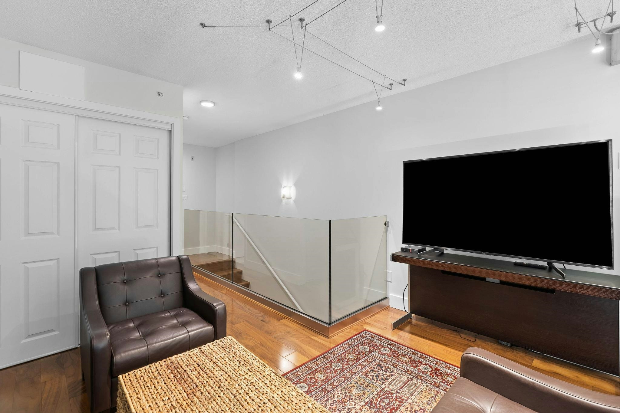 409-610 Granville Street, Vancouver, BC, V6C 3T3 - 25