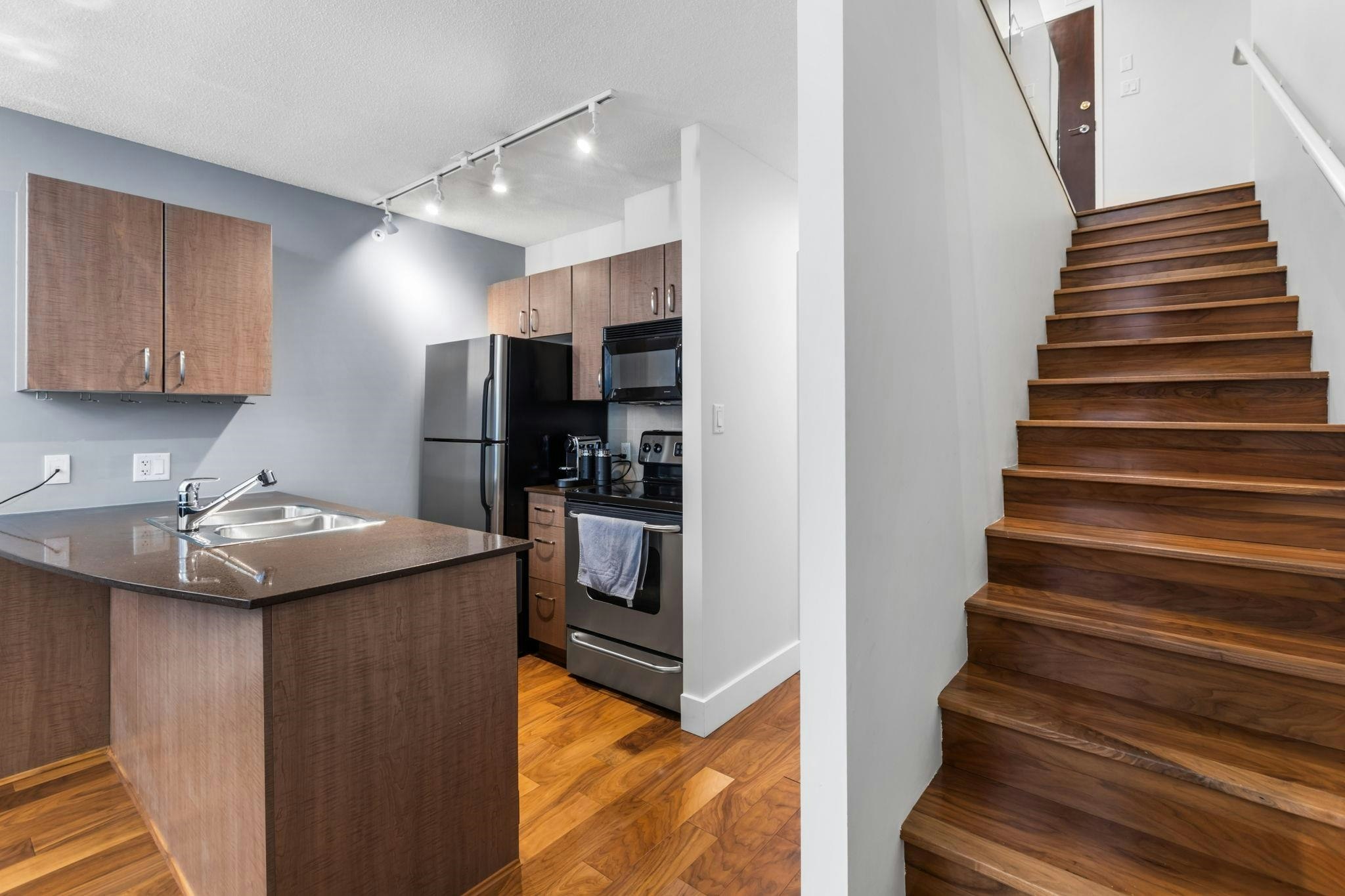 409-610 Granville Street, Vancouver, BC, V6C 3T3 - 11
