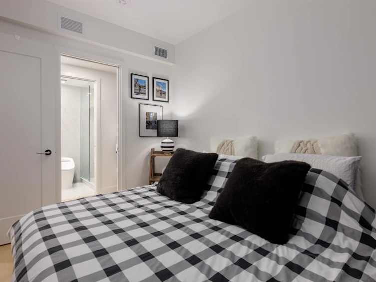1005-135 E 13th Street, North Vancouver, BC, V7L 0J8 - 8
