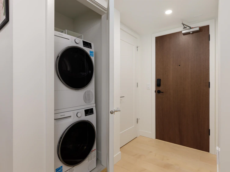 1005-135 E 13th Street, North Vancouver, BC, V7L 0J8 - 10