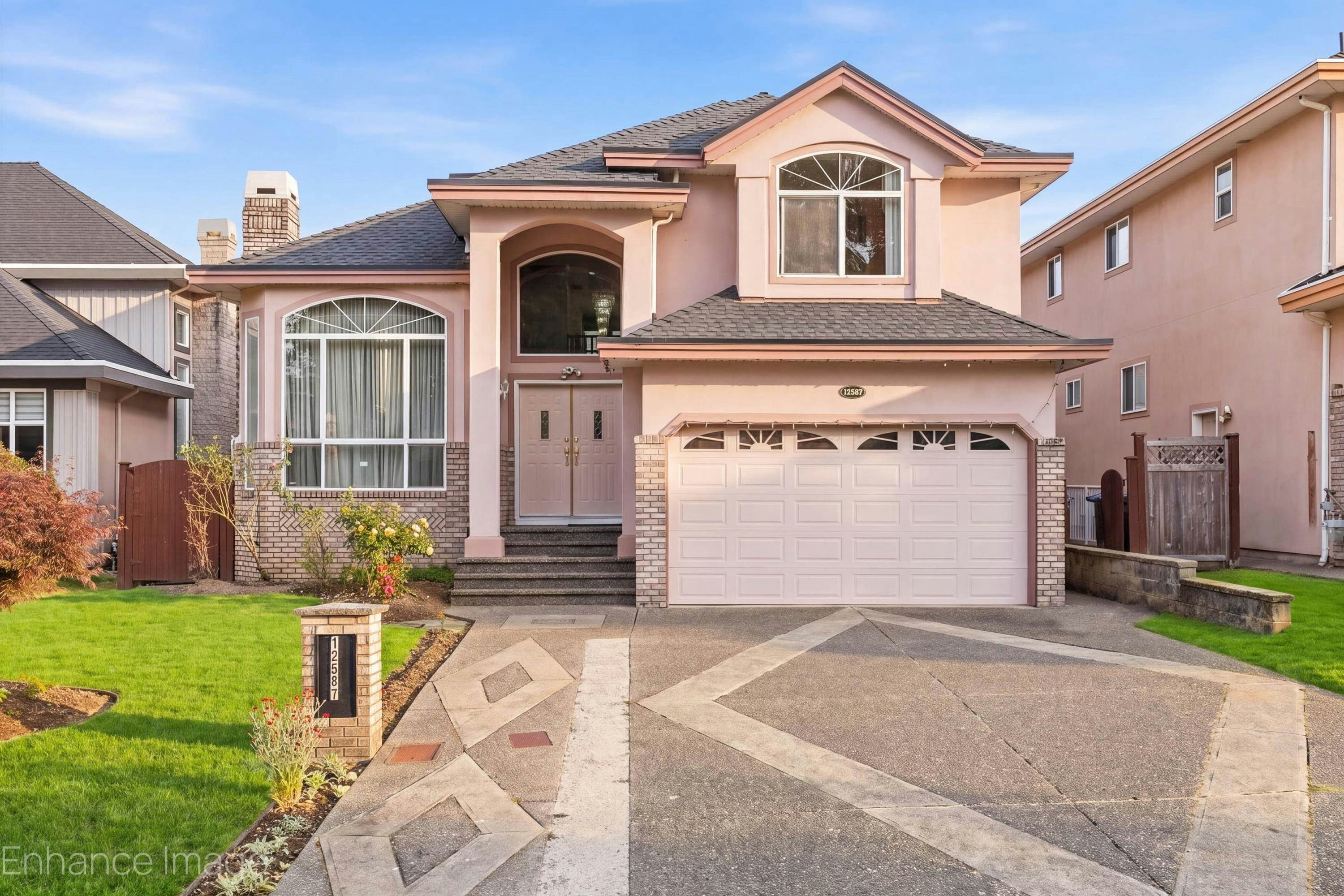 12587 60a Avenue, Surrey, BC, V3X 3L7
