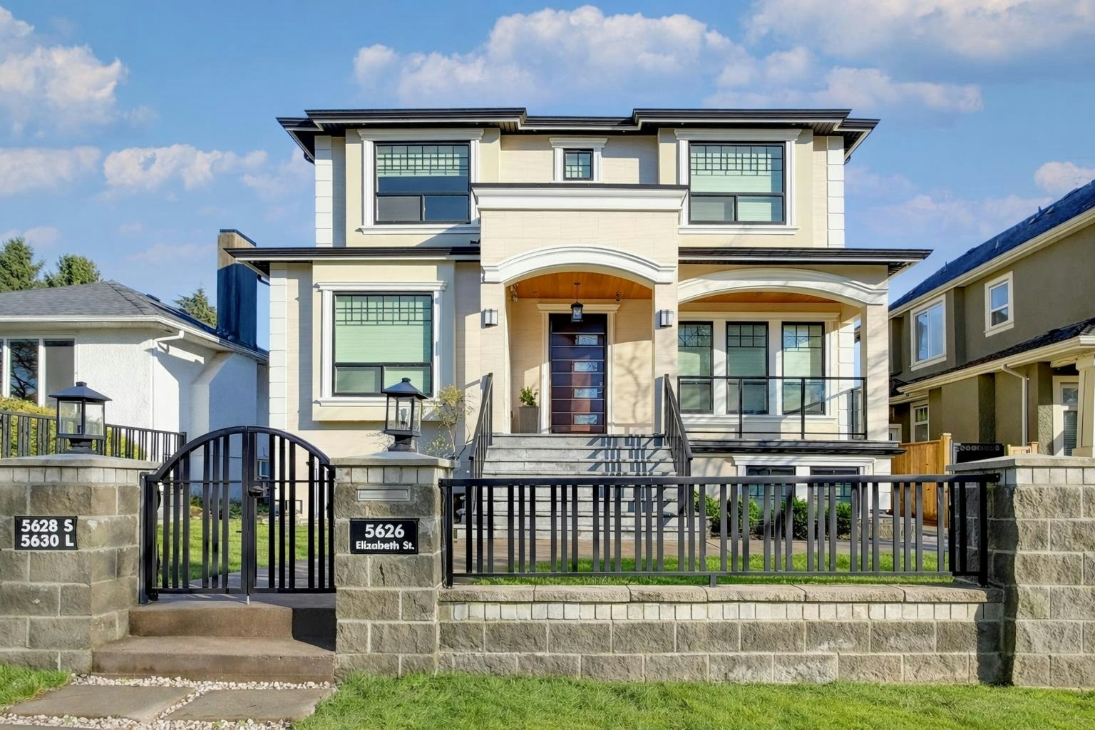 5626 Elizabeth Street, Vancouver, BC, V5Y 3J9
