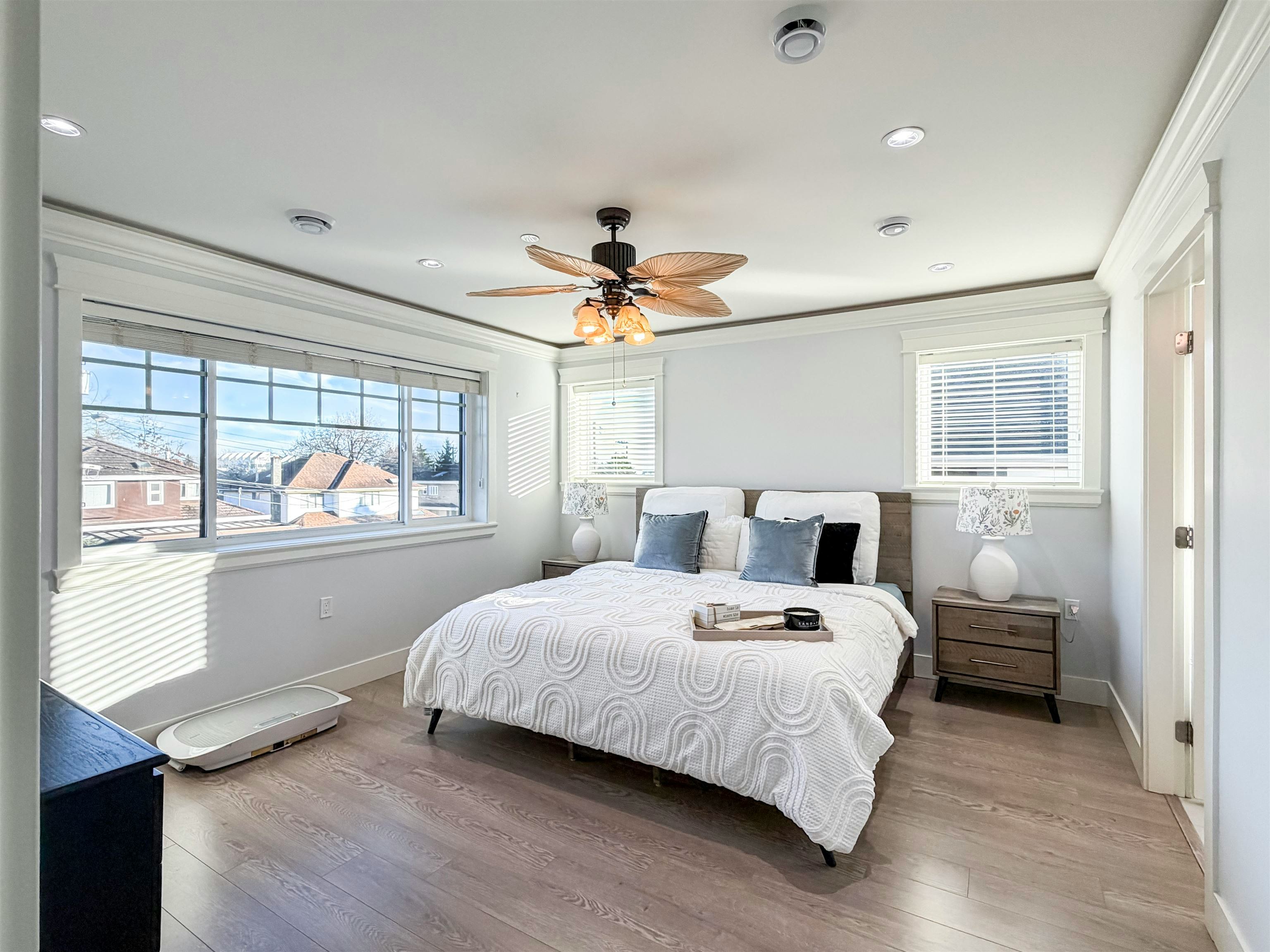 5626 Elizabeth Street, Vancouver, BC, V5Y 3J9 - 10