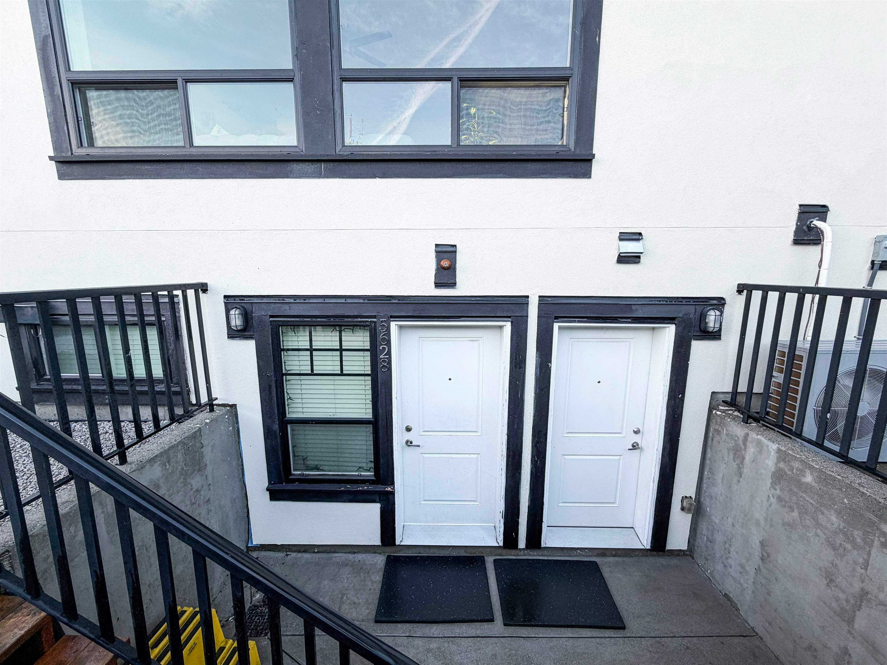 5626 Elizabeth Street, Vancouver, BC, V5Y 3J9 - 14