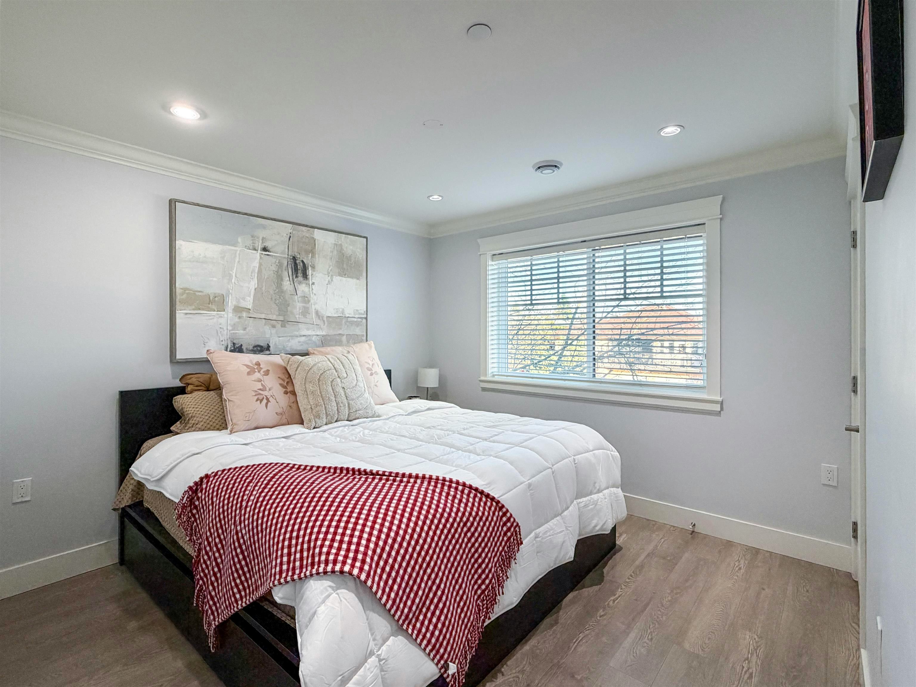 5626 Elizabeth Street, Vancouver, BC, V5Y 3J9 - 8