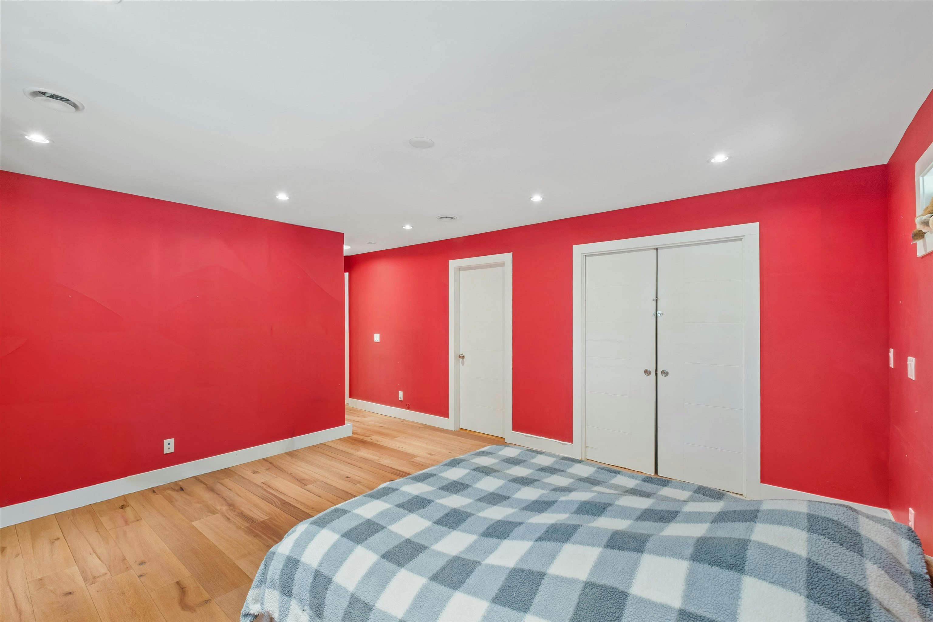 1329 Appin Road, North Vancouver, BC, V7J 2T4 - 8