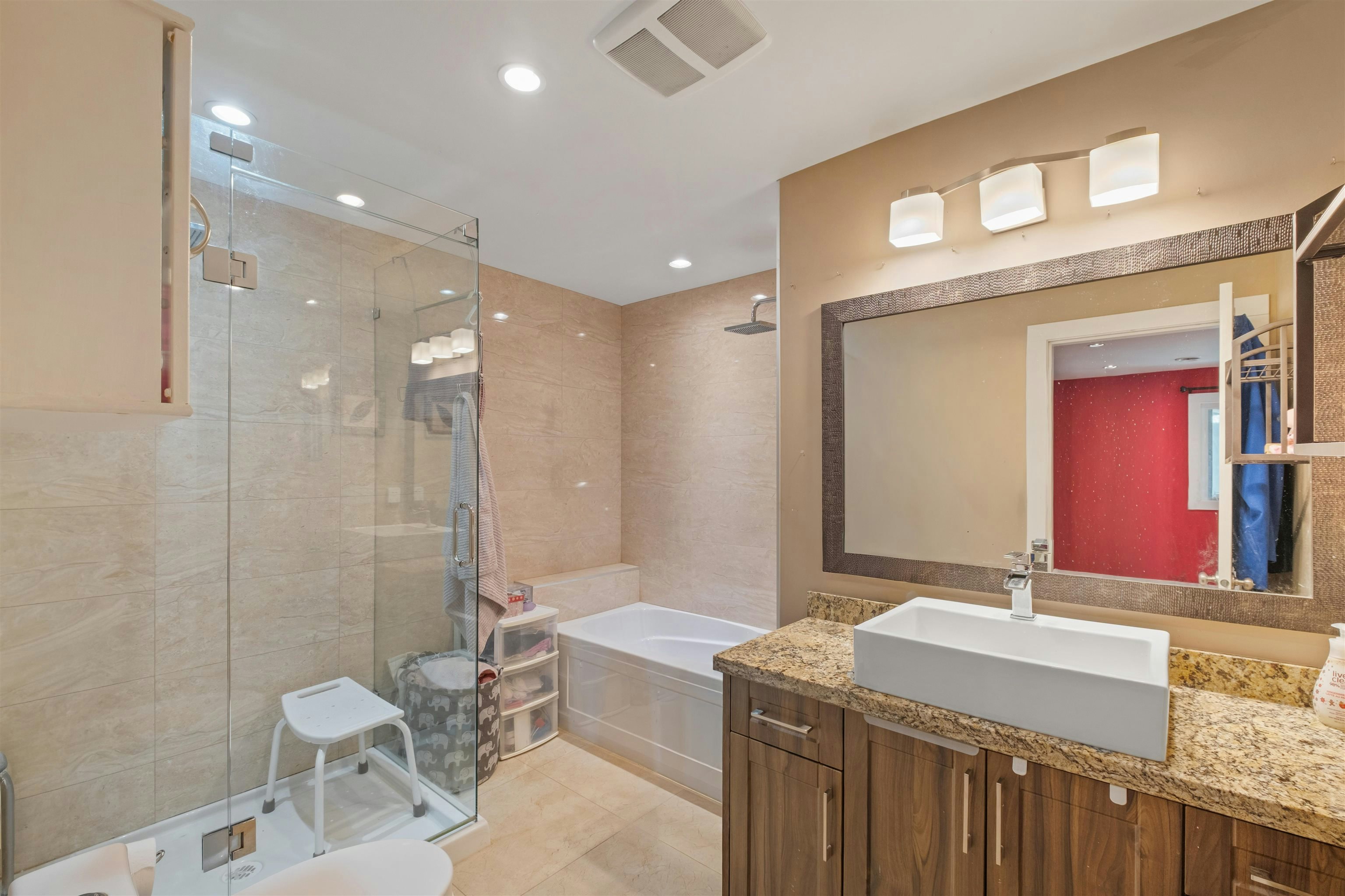 1329 Appin Road, North Vancouver, BC, V7J 2T4 - 13