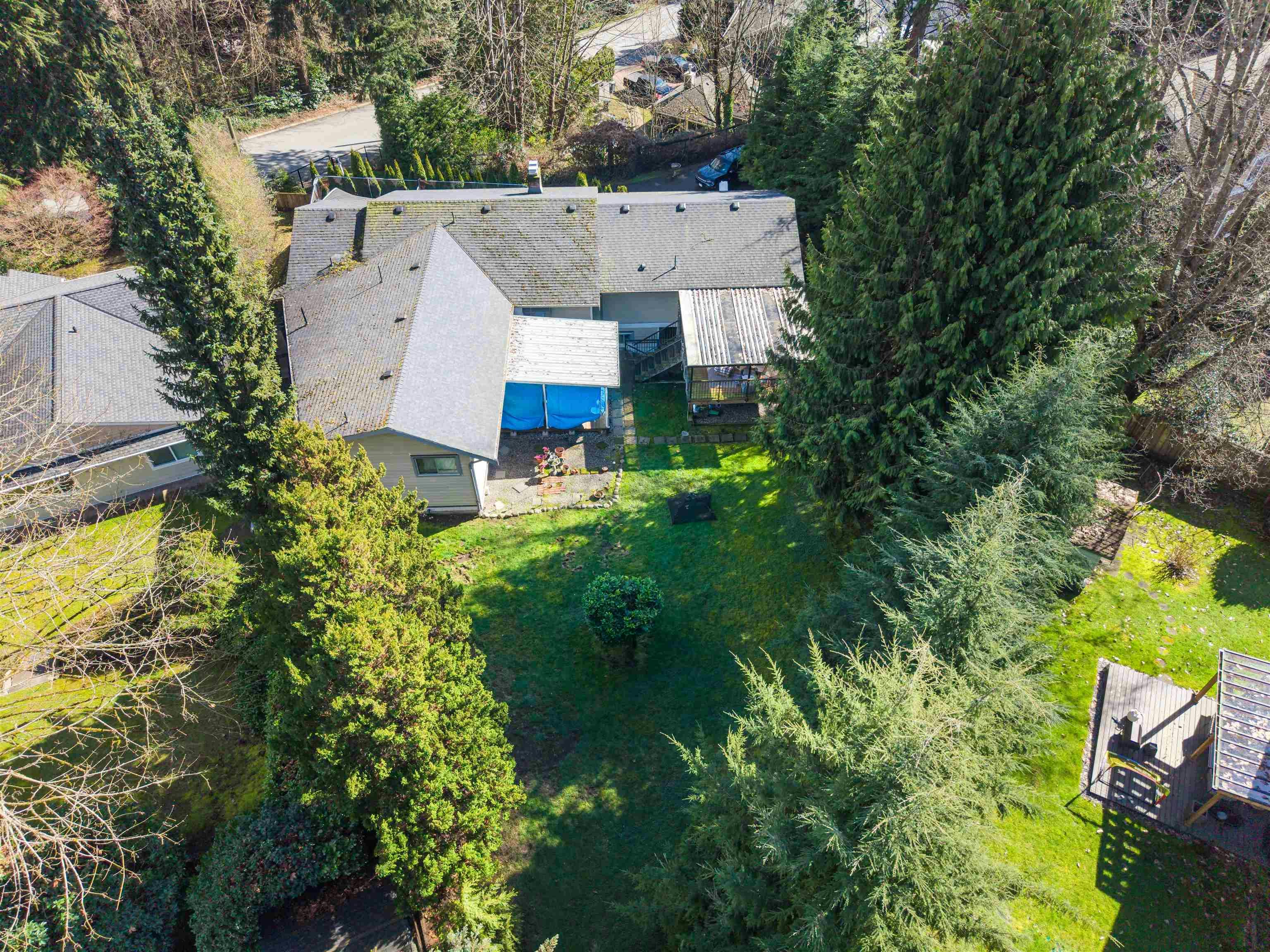 1329 Appin Road, North Vancouver, BC, V7J 2T4 - 22