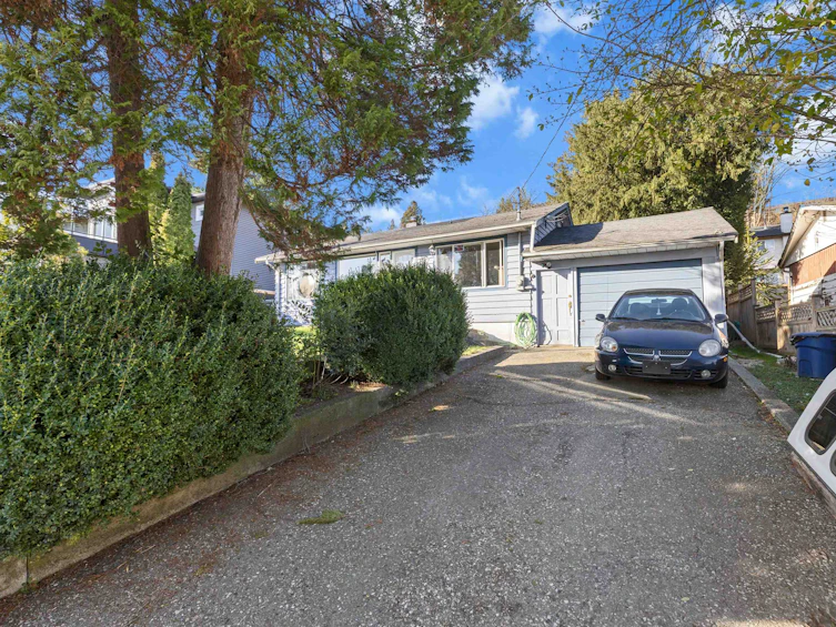 32739 Fraser Crescent, Mission, BC, V2V 1C9 - 2