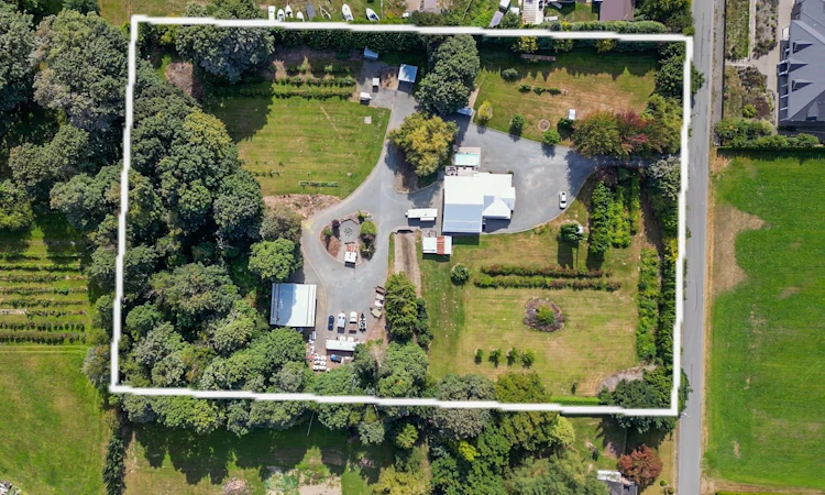 2284 Ashton Road